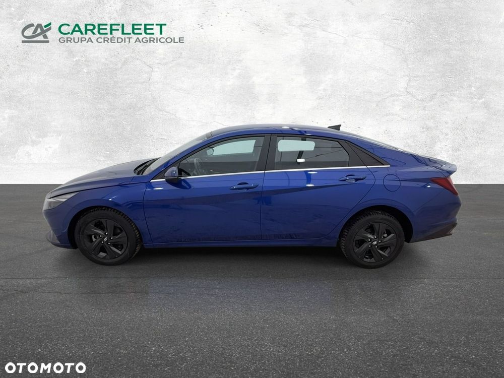Hyundai Elantra - 8