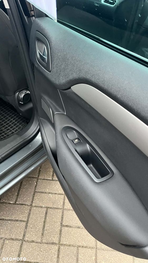 Citroën C4 1.6 HDi Seduction - 21