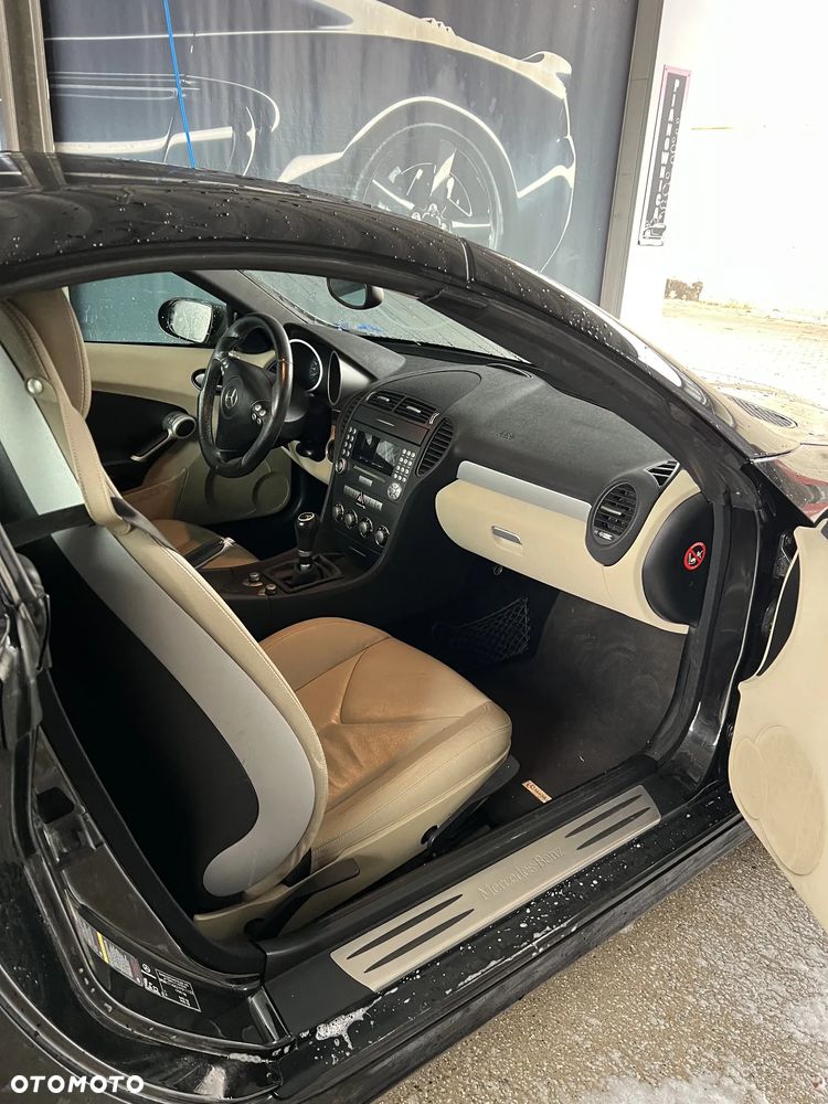 Mercedes-Benz SLK - 11