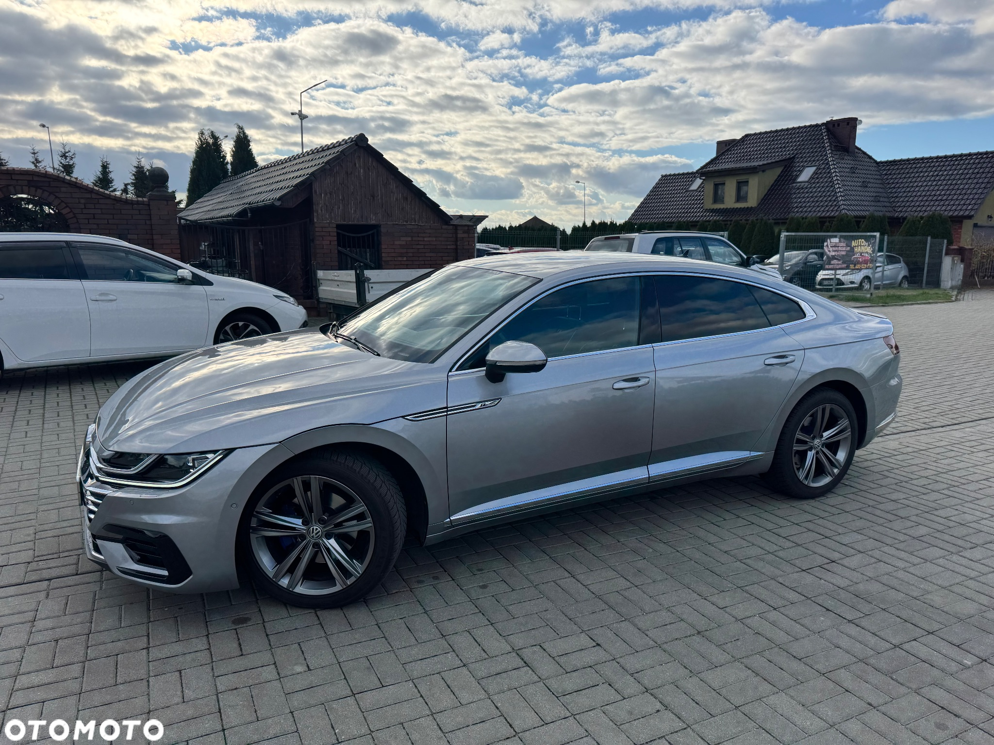 Volkswagen Arteon 2.0 TDI SCR R-Line DSG - 14