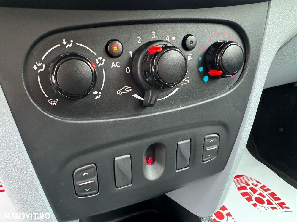 Dacia Sandero 1.2 16V 75 Ambiance - 15