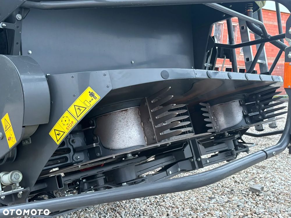 Claas Lexion 8900 - 7