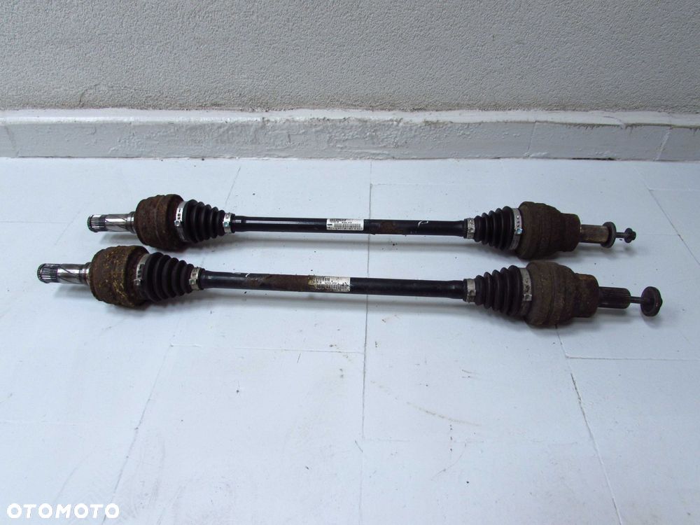 VOLVO S60 V70 XC70 AWD CROSS COUNTRY POLOS POLOSKA TYL TYLNA 30735647 - 2
