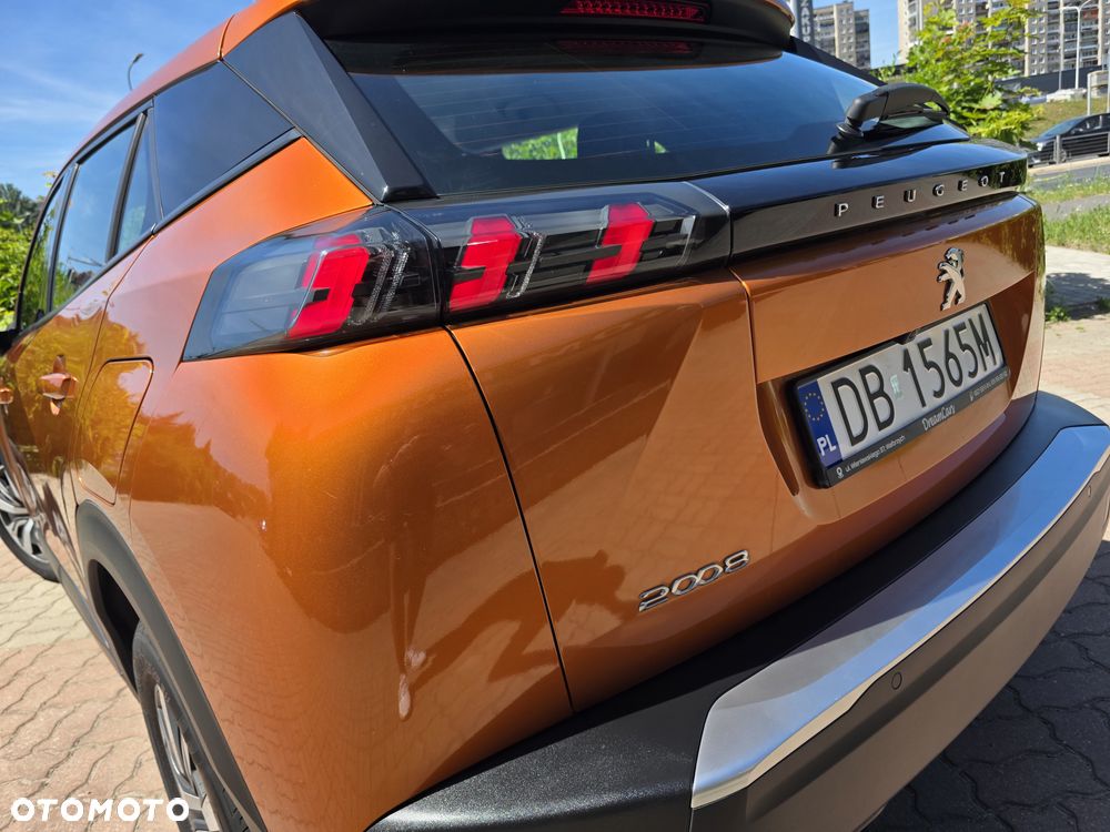 Peugeot 2008 PureTech 100 Allure - 21