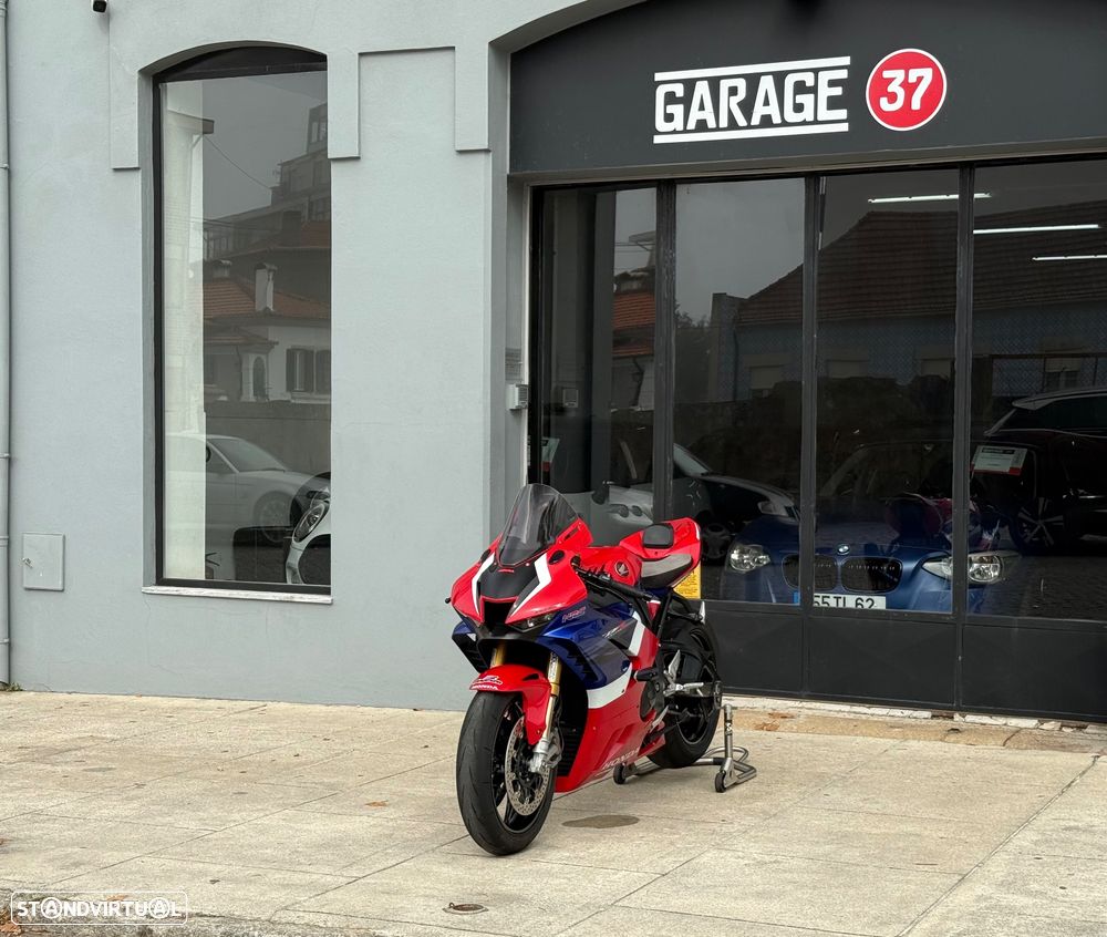Honda CBR 1000RR-R Fireblade SP - 4