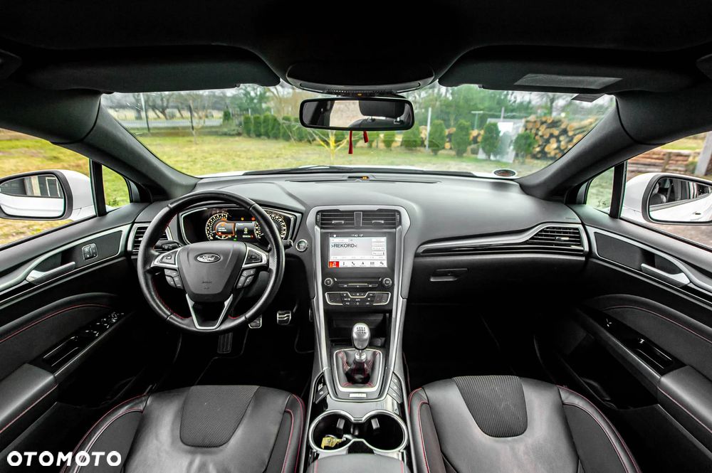 Ford Mondeo - 24