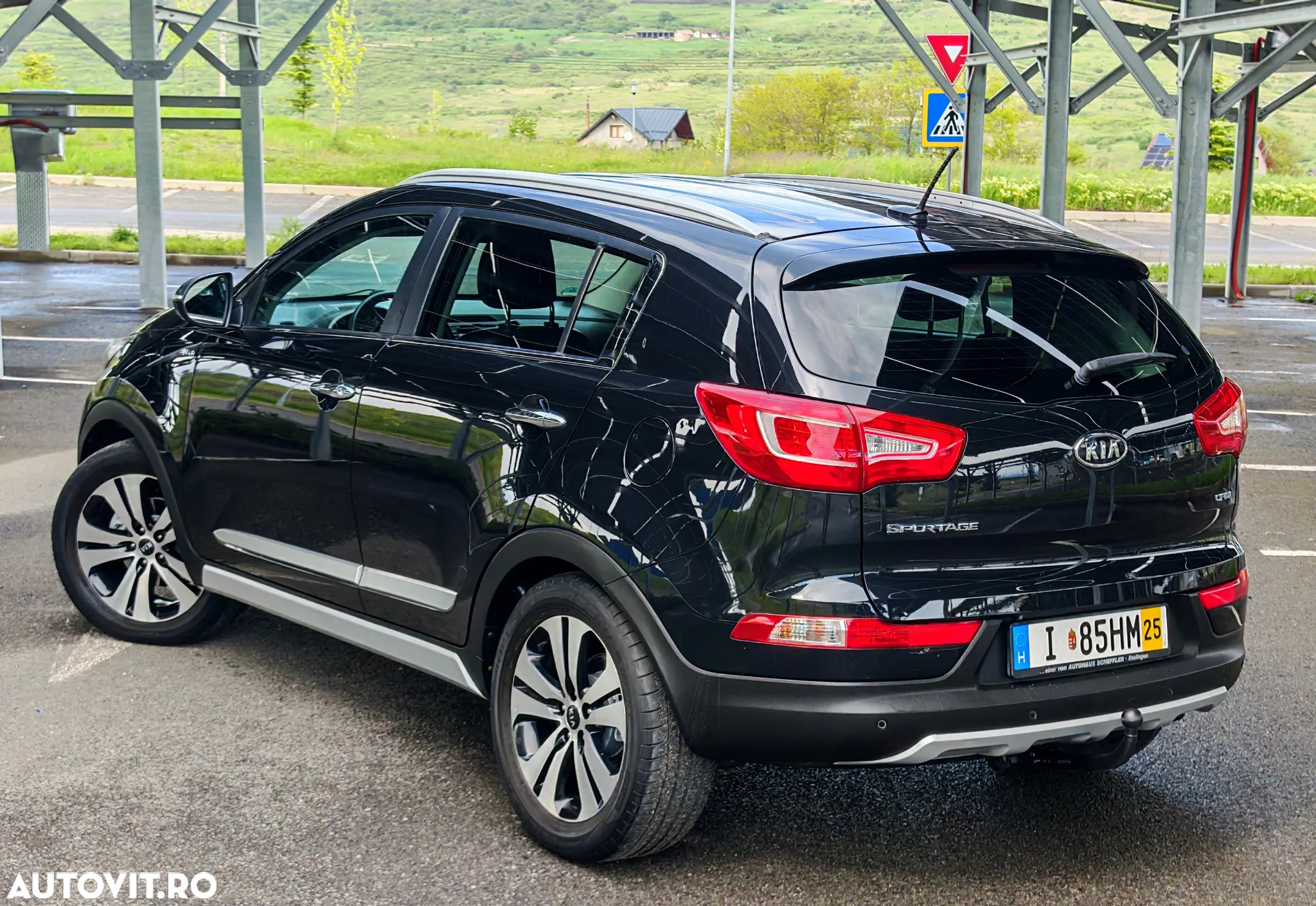 Kia Sportage 2.0 CRDI 184 4WD Automatik Spirit - 18