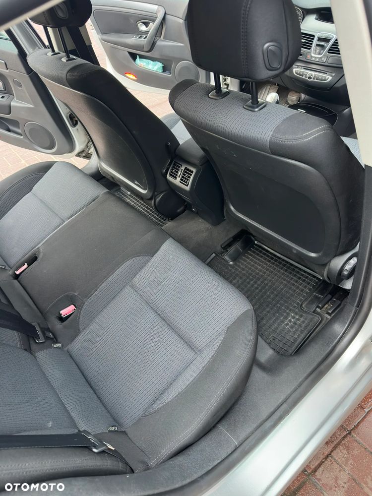 Renault Laguna 2.0 Authentique - 10