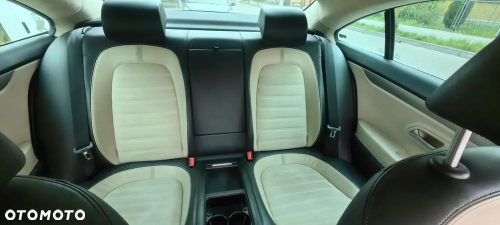 Volkswagen Passat CC 1.8 TSI DSG - 9