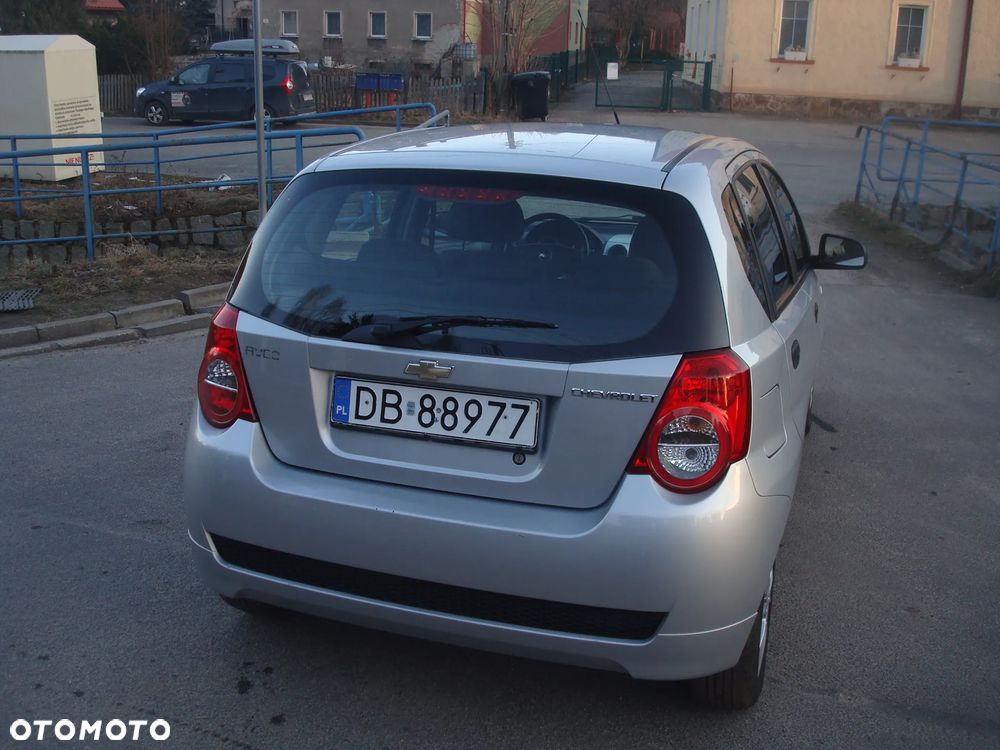 Chevrolet Aveo 1.2 Plus - 10