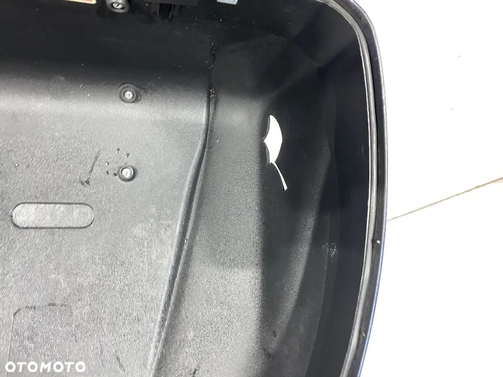Kufer schowek  Piaggio Medley 125 - 4