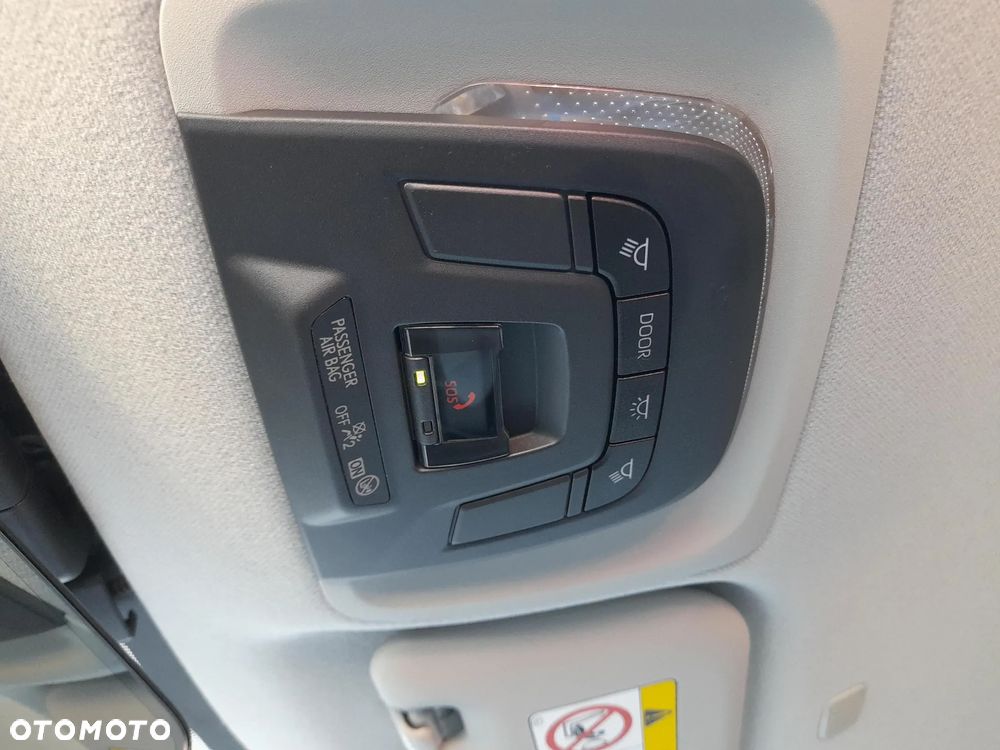 Toyota Corolla 1.8 Hybrid Style - 25