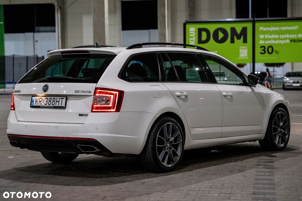 Skoda Octavia 2.0 TSI RS - 4