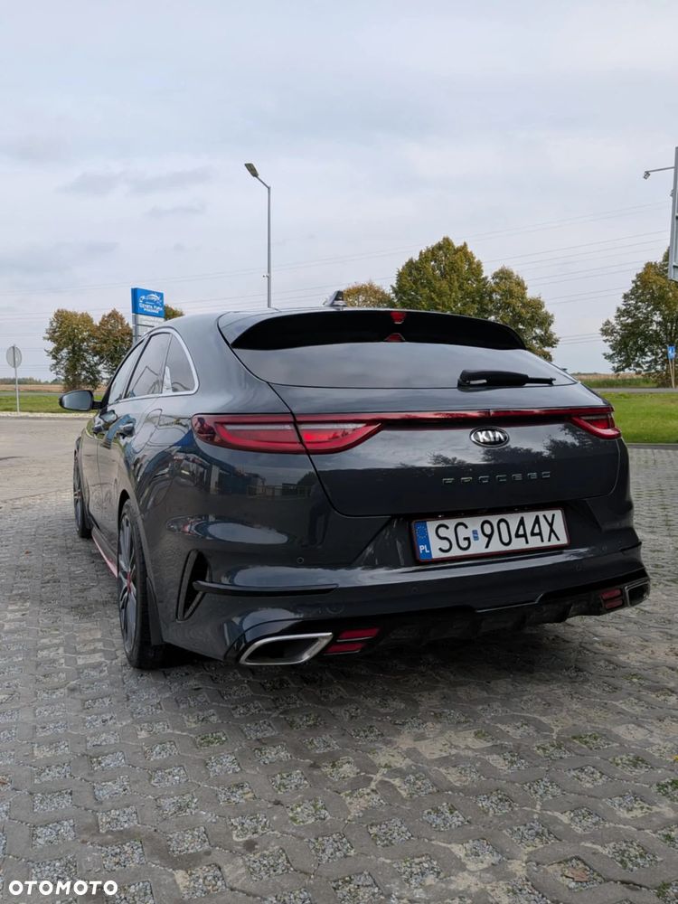 Kia ProCeed - 7