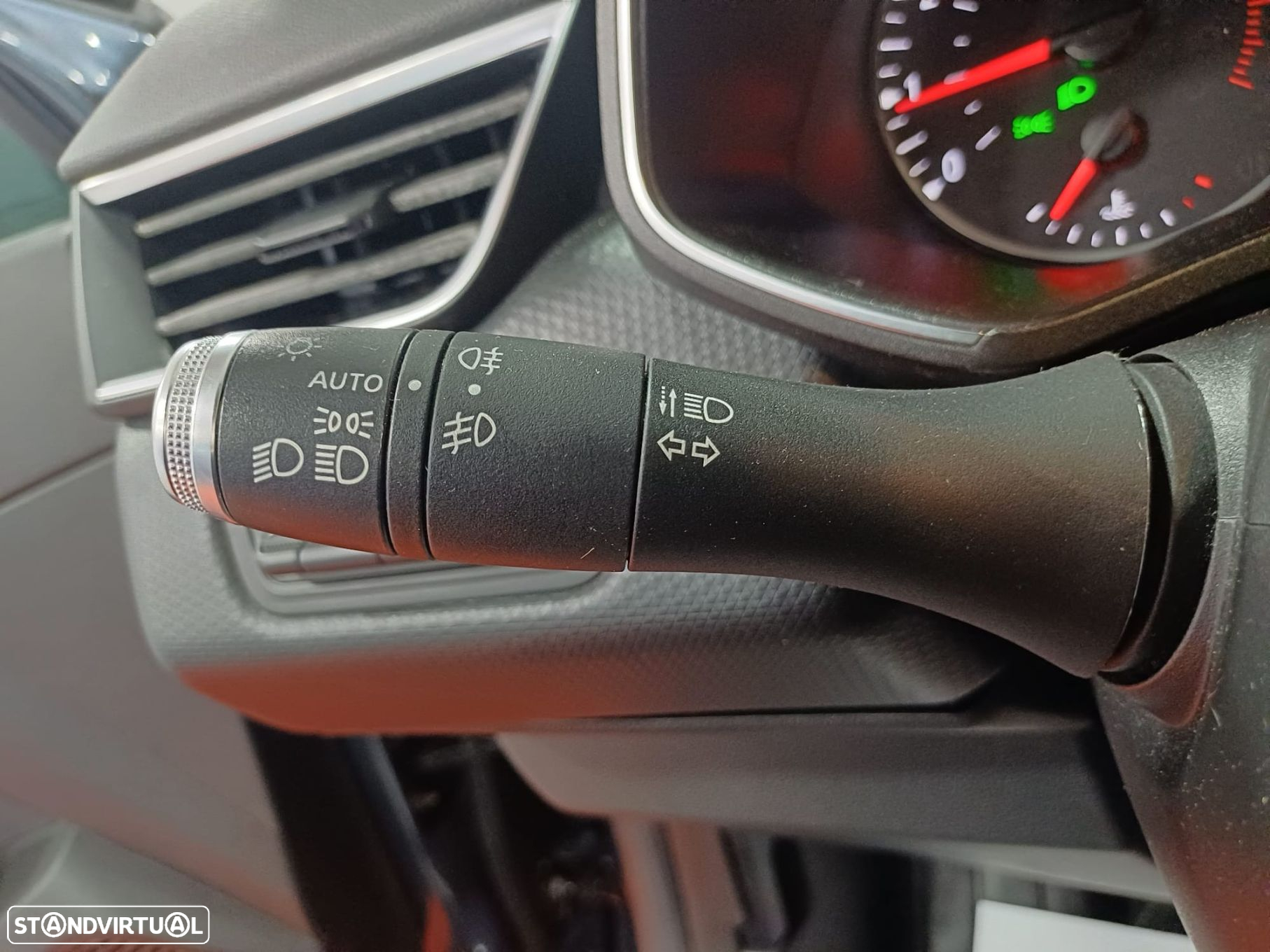 Renault Clio 1.0 TCe Evolution - 17