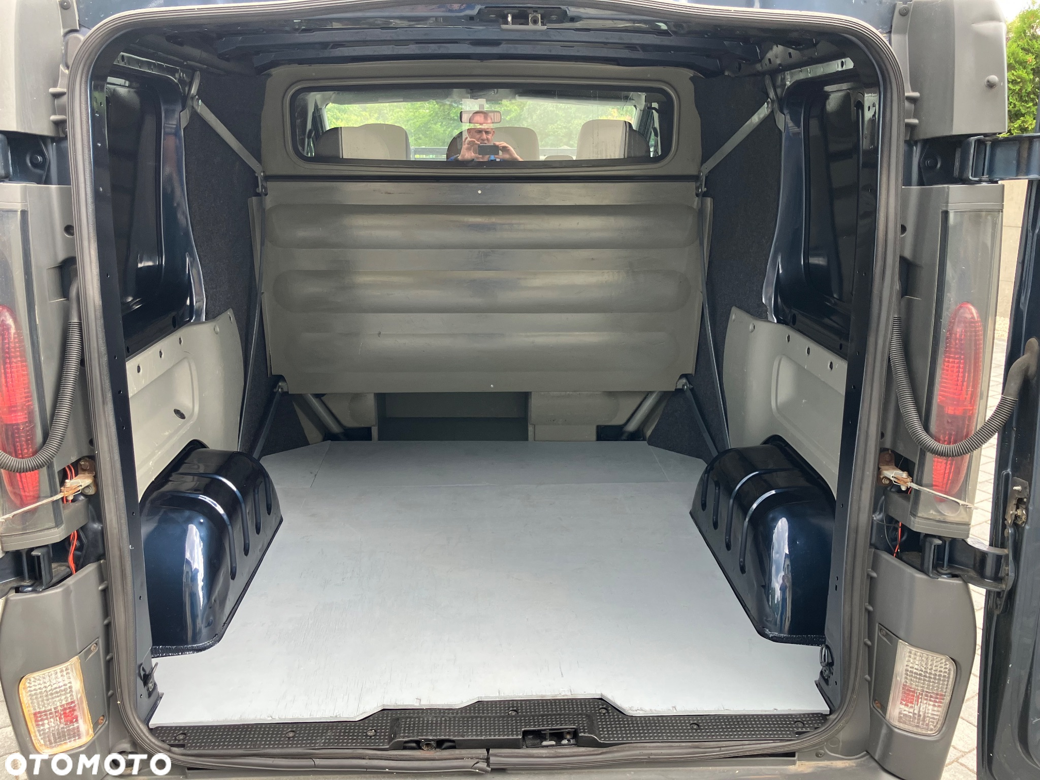 Renault TRAFIC 1.9 DCI BRYGADÓWKA 6 OSÓB - 13