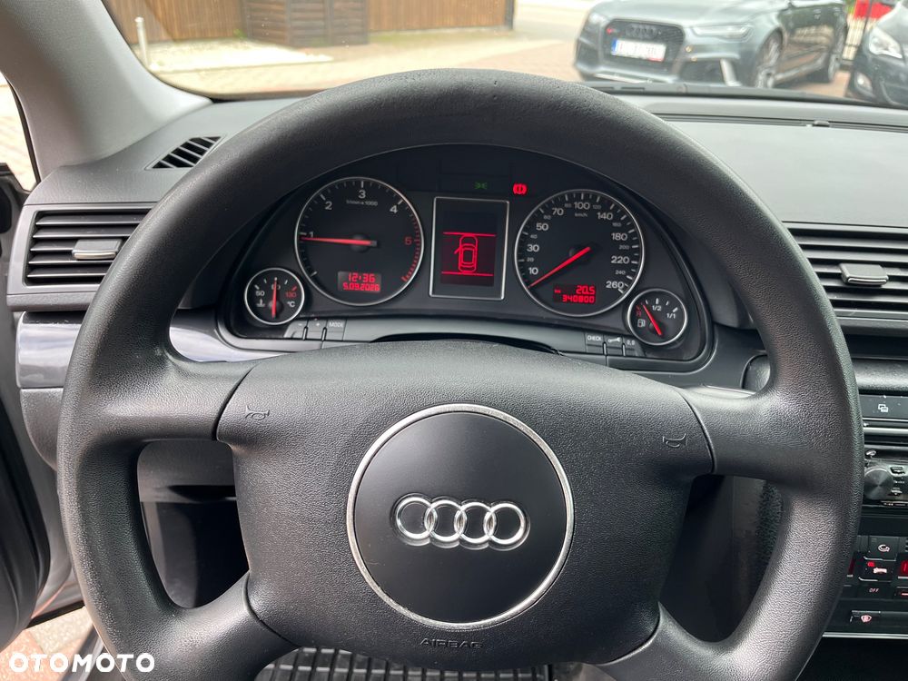 Audi A4 Avant - 12