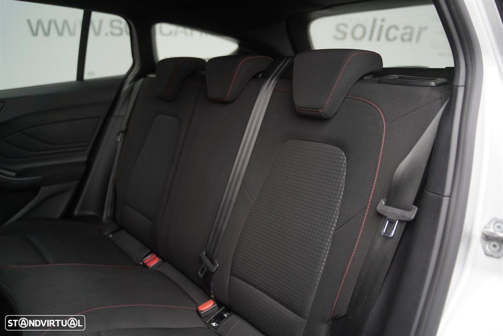 Ford Focus SW 1.0 EcoBoost ST-Line - 12