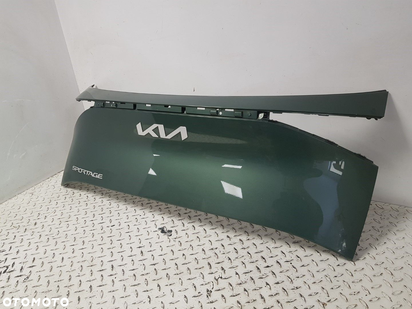 ŁADNA BLENDA KLAPY TYLNEJ KIA SPORTAGE V 5 21-25r 87310R2020 87310-R2020 - 3