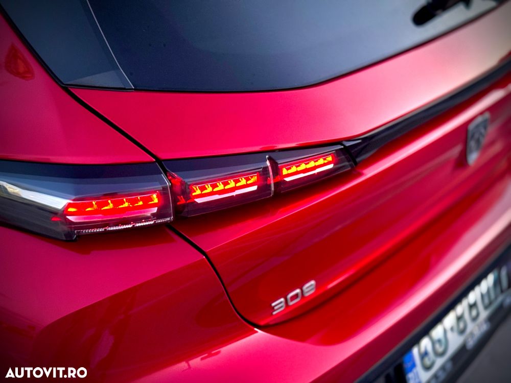 Peugeot 308 1.2L PureTech 130 S&S EAT8 Allure - 13