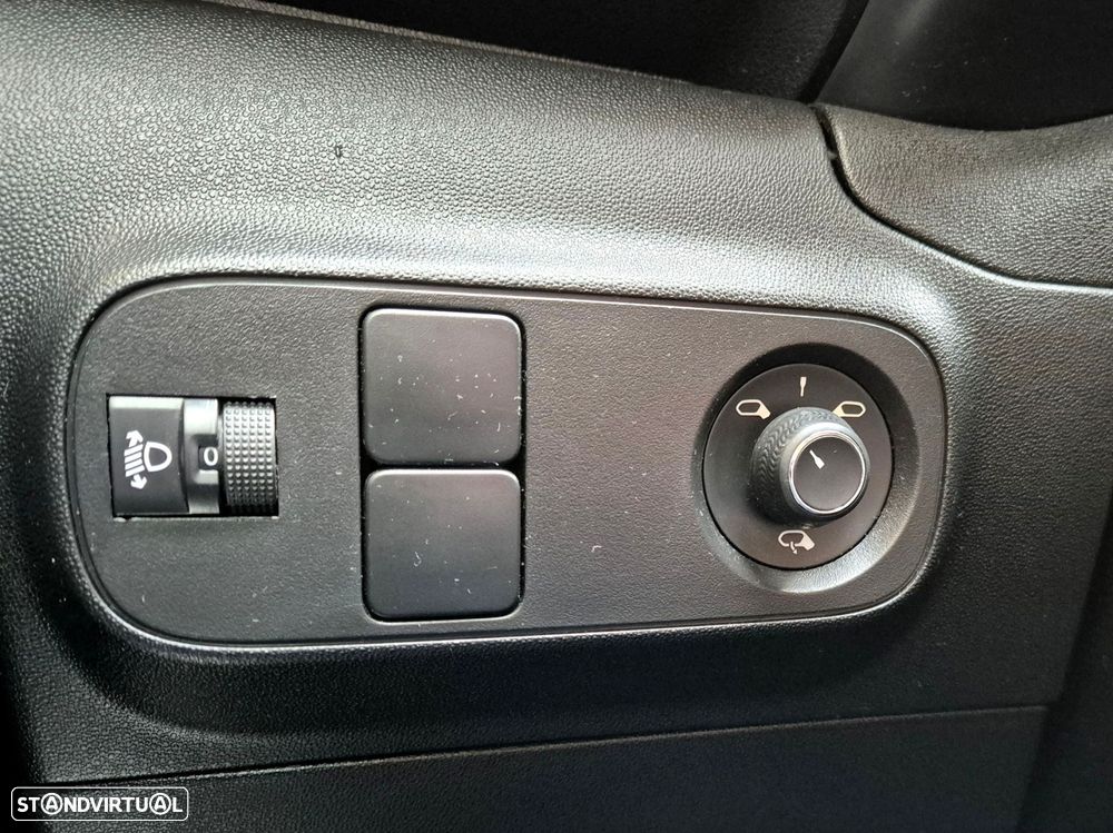 Citroën C3 1.5 BlueHDi Feel - 25