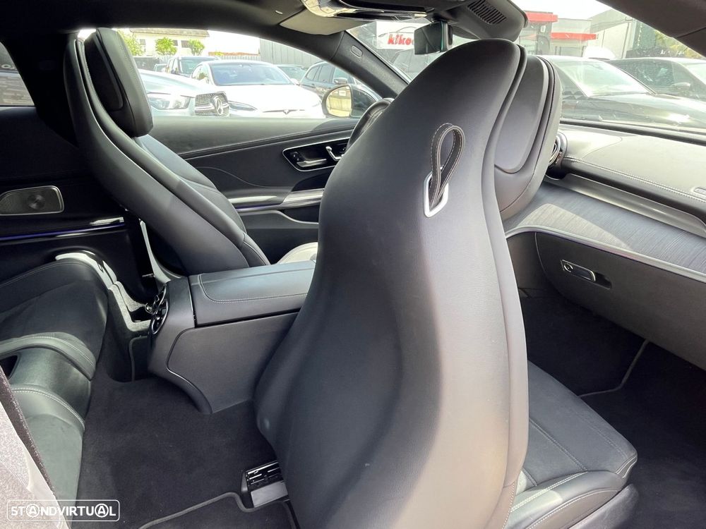 Mercedes-Benz CLE 300 e 9G-TRONIC Edition AMG Line - 36