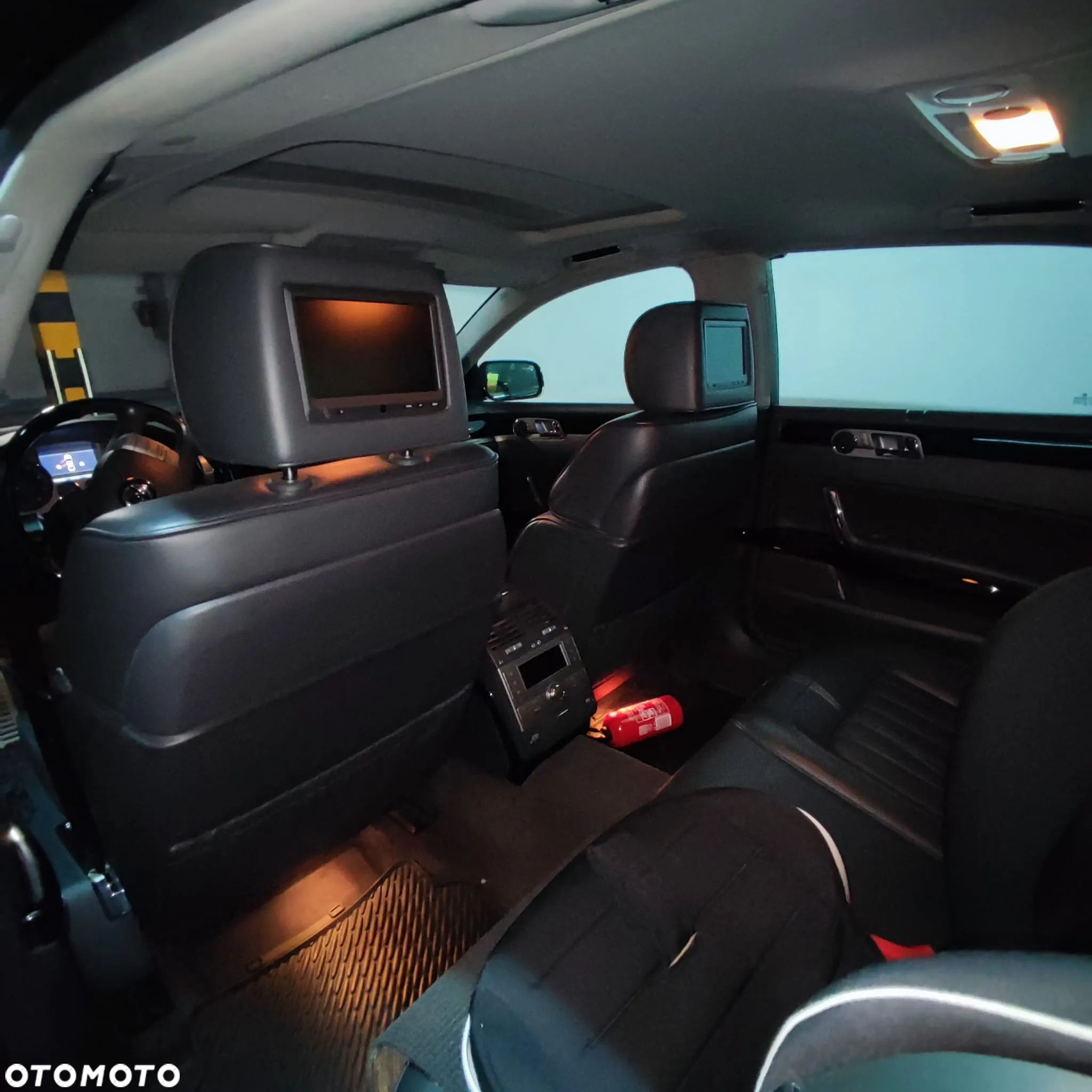 Volkswagen Phaeton 4.2 V8 4 Mot (5os) - 8
