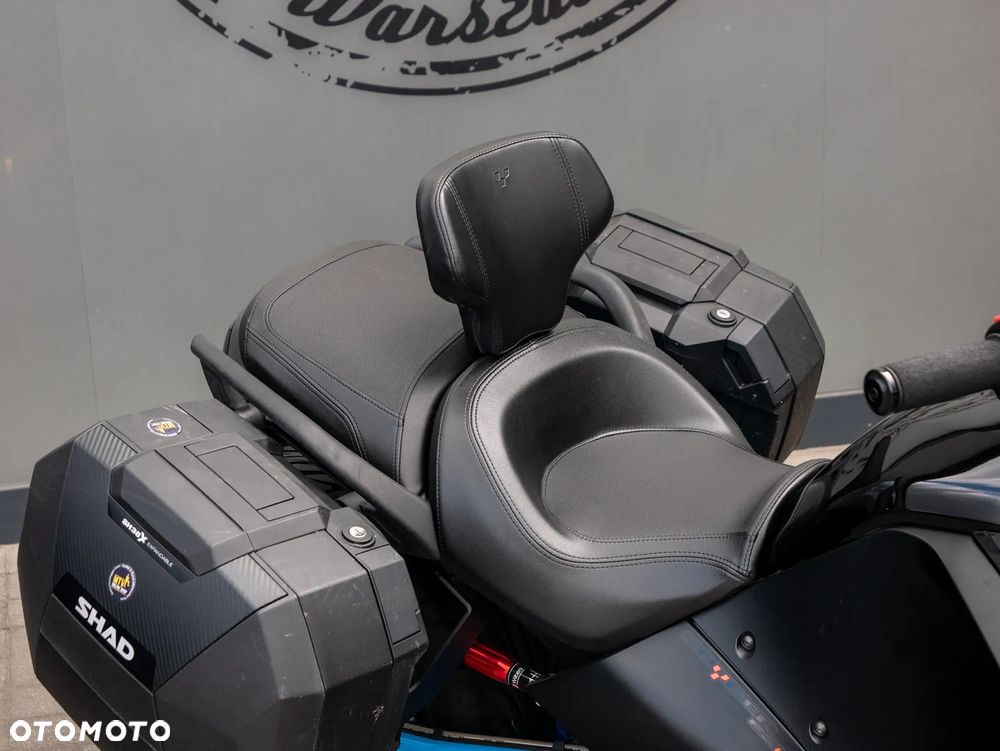 Can-Am Spyder - 8