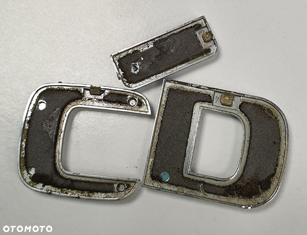 EMBLEMAT NAKLEJKA NAPIS MERCEDES W209 - 4