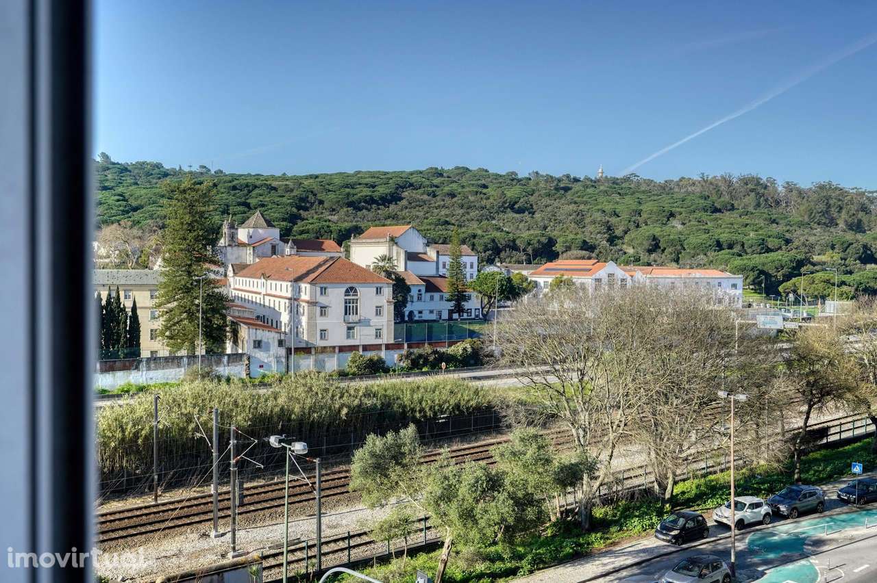 Apartamento com vista desafogada para Monsanto, São Domingos de Benfic - Grande imagem: 5/25