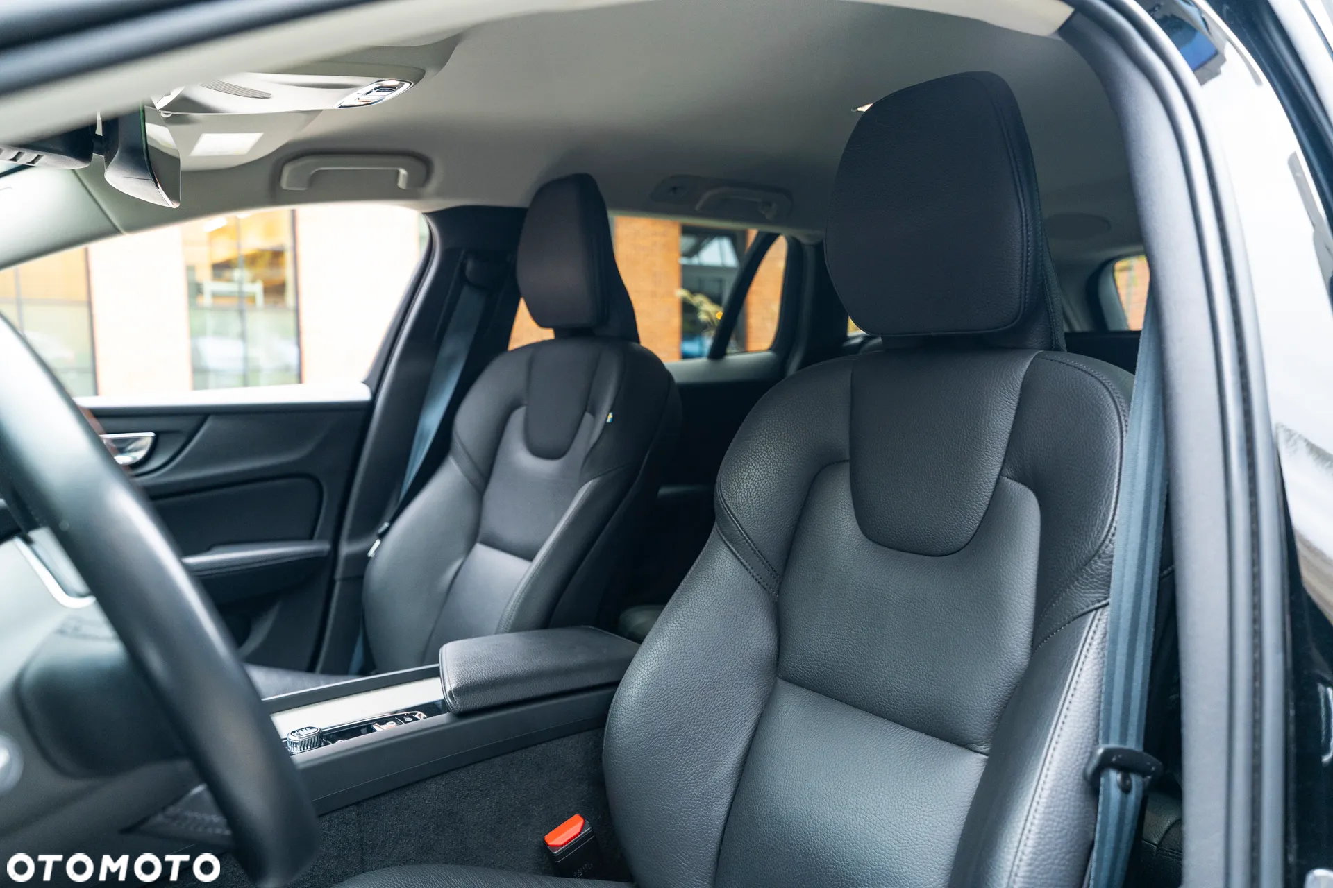 Volvo V60 Cross Country B4 D AWD Geartronic - 11