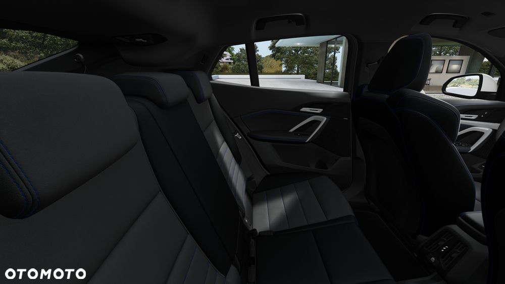 BMW iX2 eDrive20 - 14