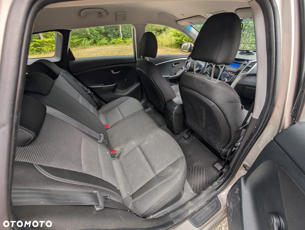 Hyundai i30 1.6 CRDi Comfort - 14