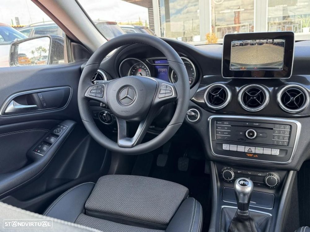 Mercedes-Benz CLA 180 d Shooting Brake Fleet Pack Plus - 21