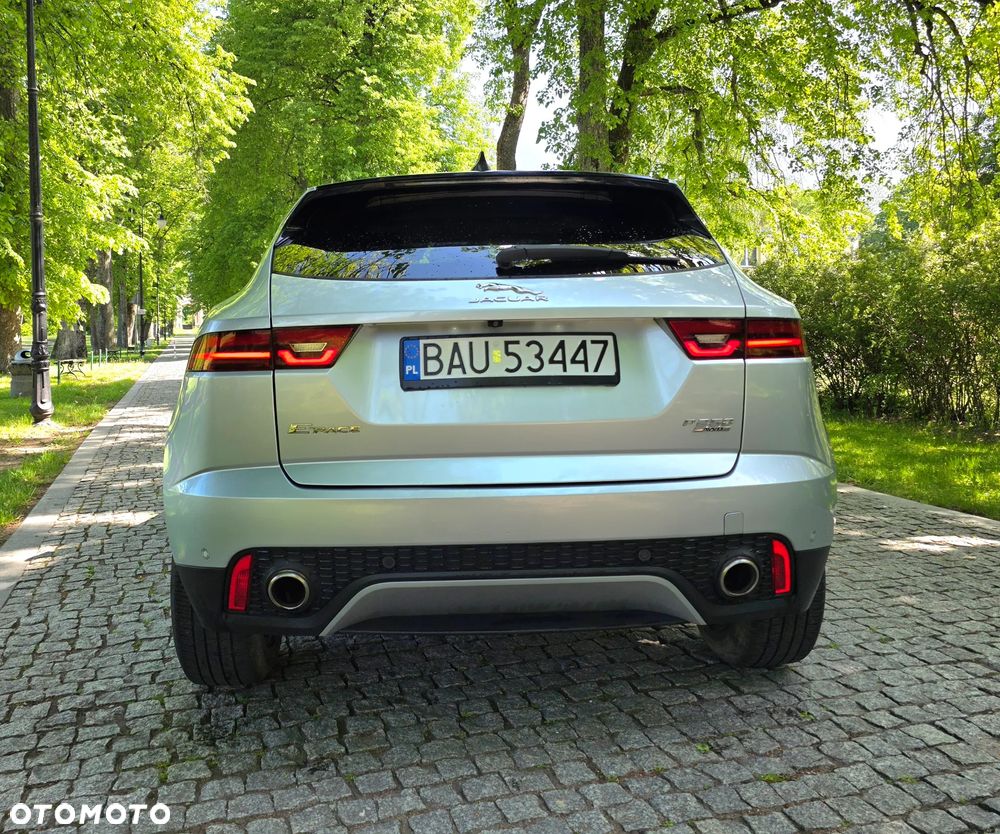 Jaguar E-Pace 2.0 P250 mHEV AWD R-Dynamic SE - 3