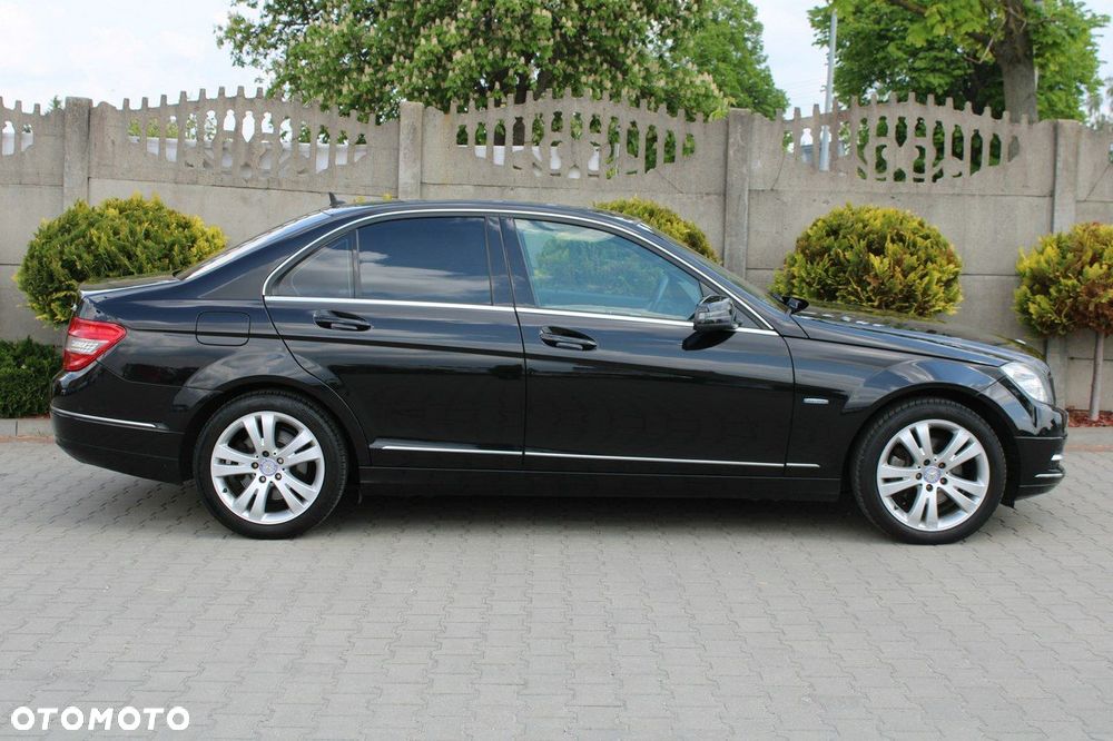 Mercedes-Benz Klasa C 220 (BlueTEC) d 7G-TRONIC Exclusive - 11