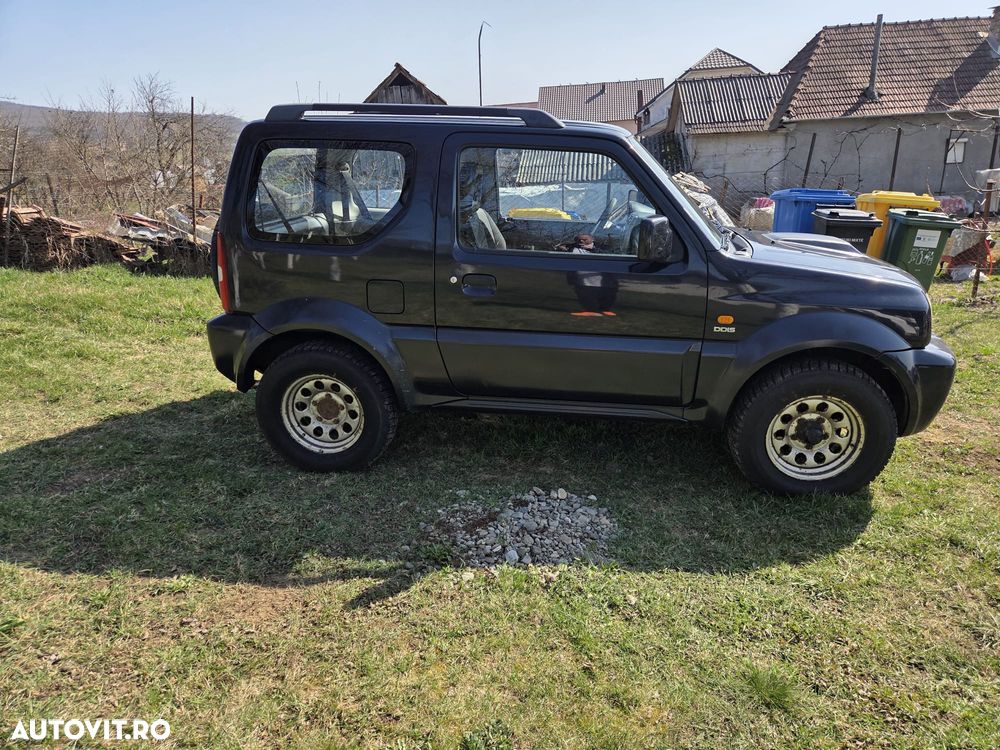 Suzuki Jimny 1.5 DDiS Club - 12