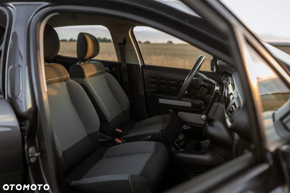 Citroën C3 1.2 PureTech Shine - 32
