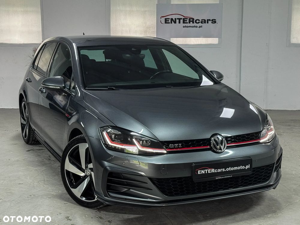 Volkswagen Golf GTI (BlueMotion Technology) DSG - 2