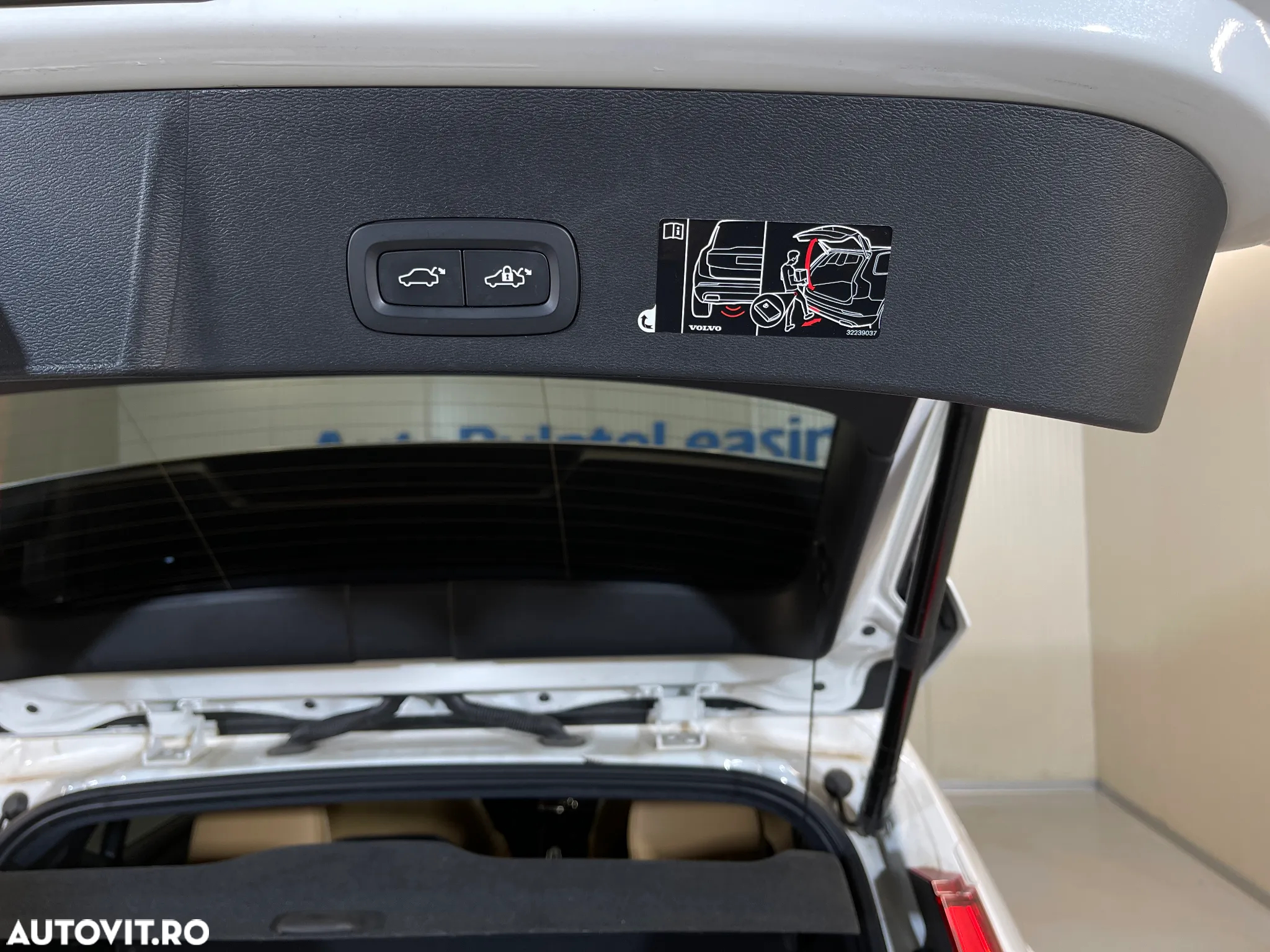 Volvo XC 40 Recharge T5 Twin Engine AT7 Inscription - 27