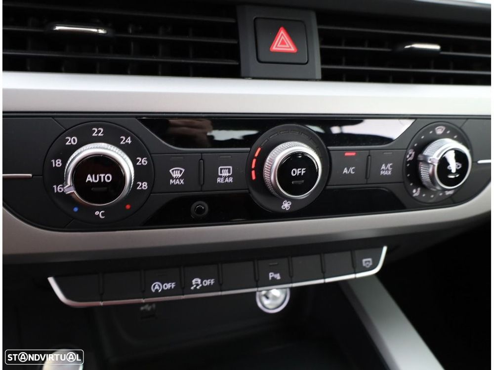 Audi A4 Avant 30 TDI S tronic - 21