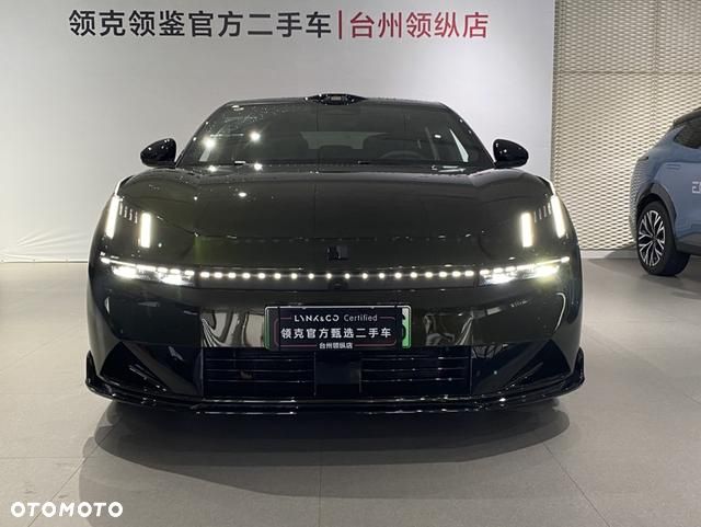 Lynk & Co Inny - 3