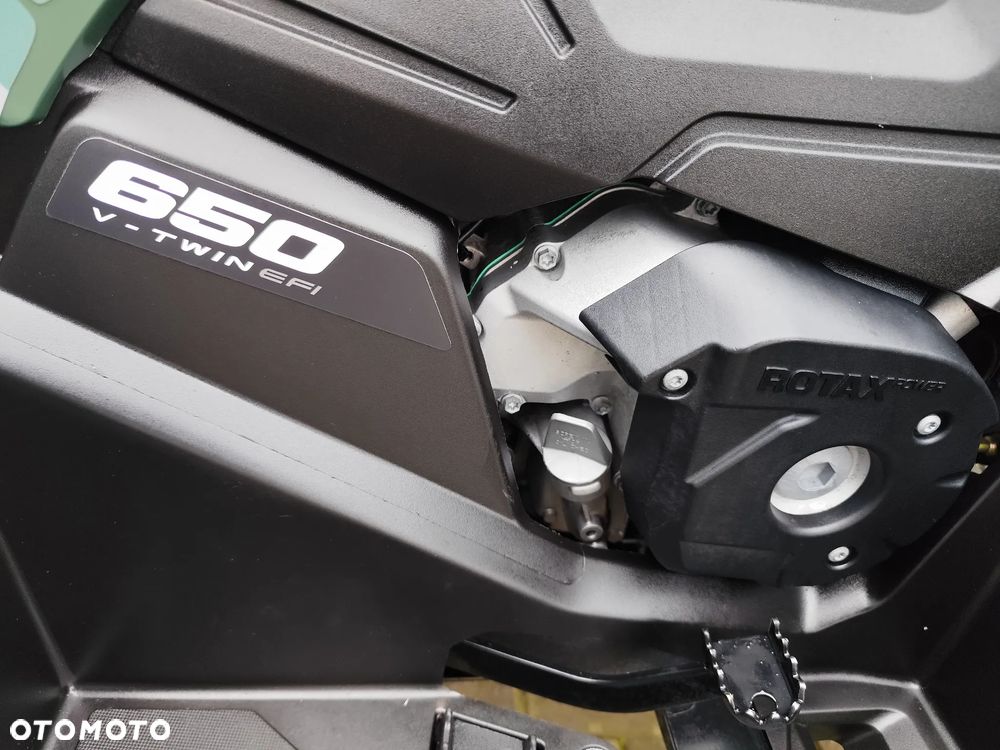 Can-Am Outlander - 22