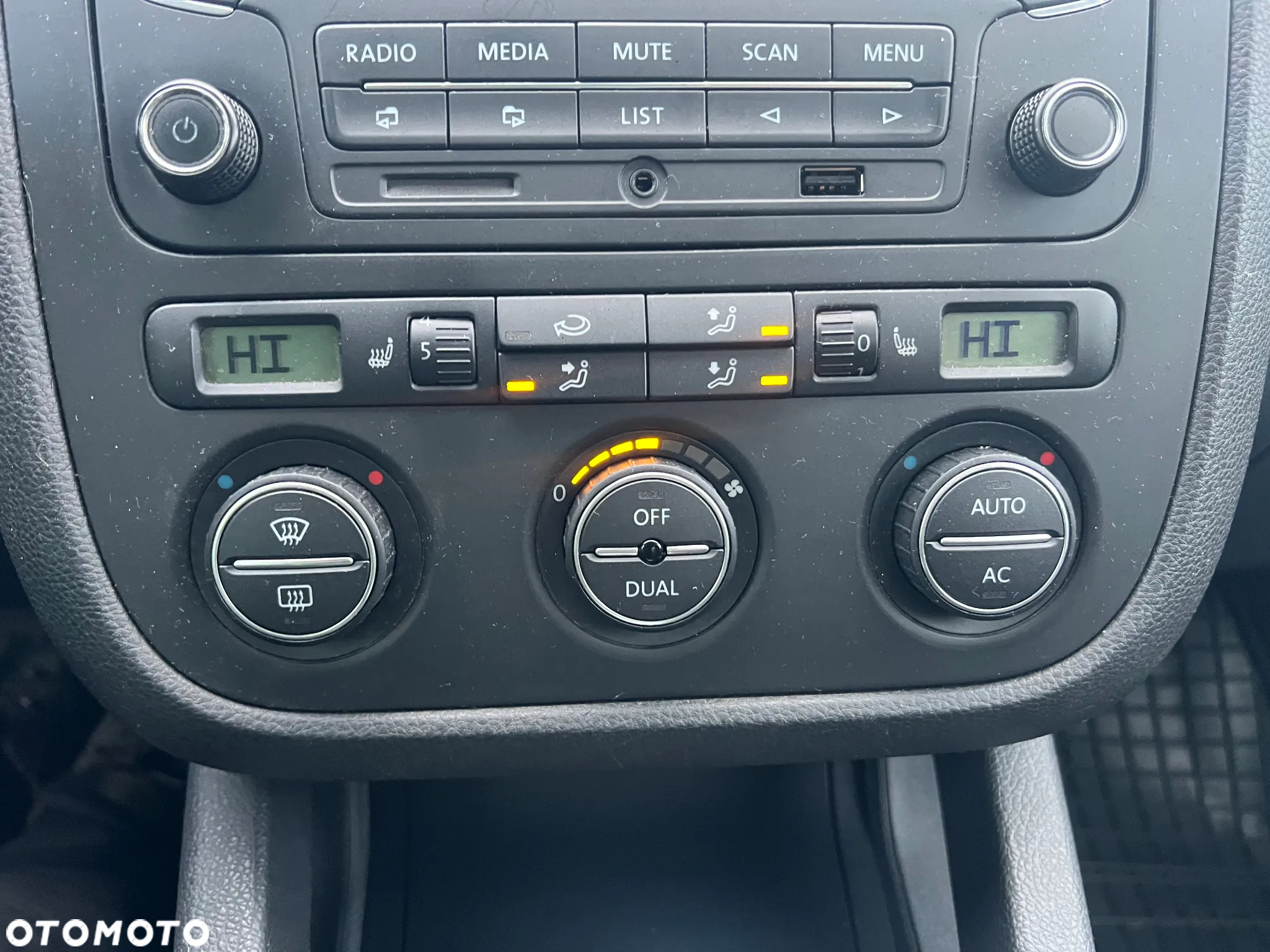 Volkswagen Golf 1.9 TDI Edition - 26