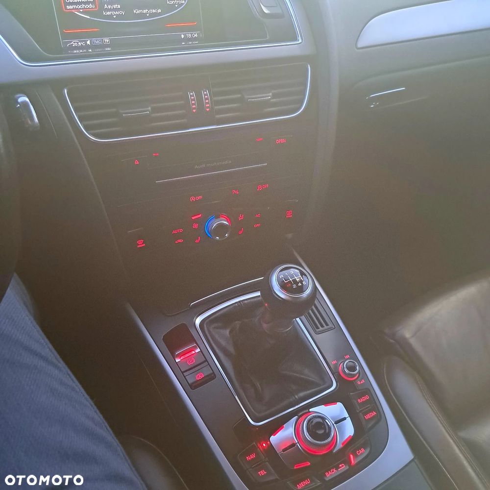 Audi A4 Avant 2.0 TDI - 27