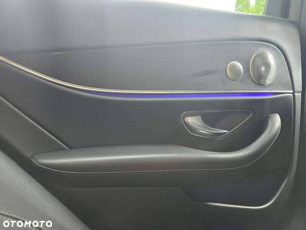 Mercedes-Benz Klasa E 200 d 9G-TRONIC Avantgarde - 23