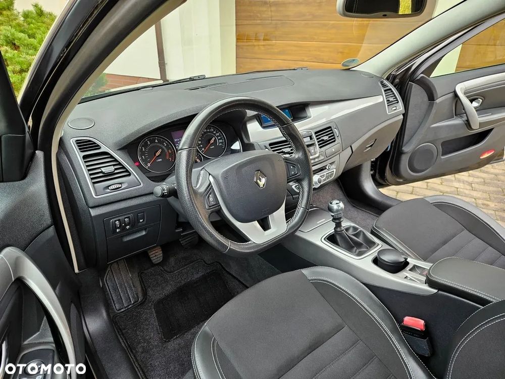 Renault Laguna 2.0 Limited - 17