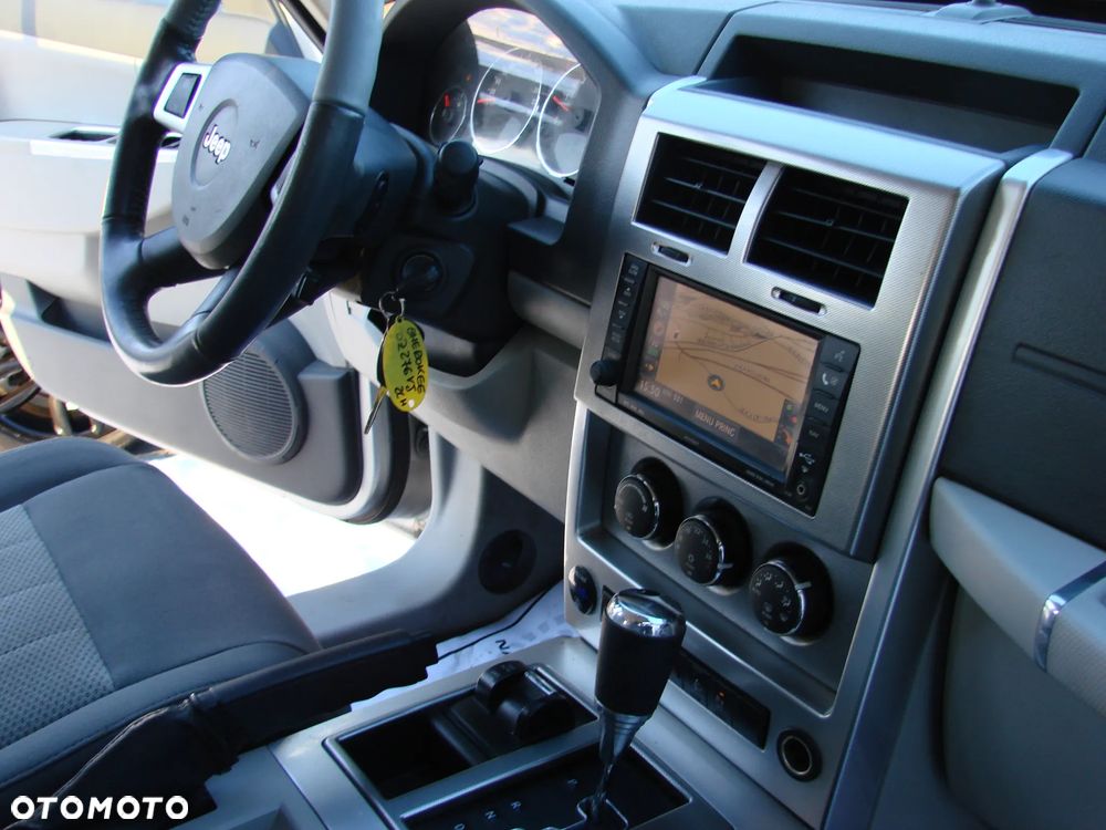 Jeep Cherokee 2.8 CRD DPF Automatik Limited - 19