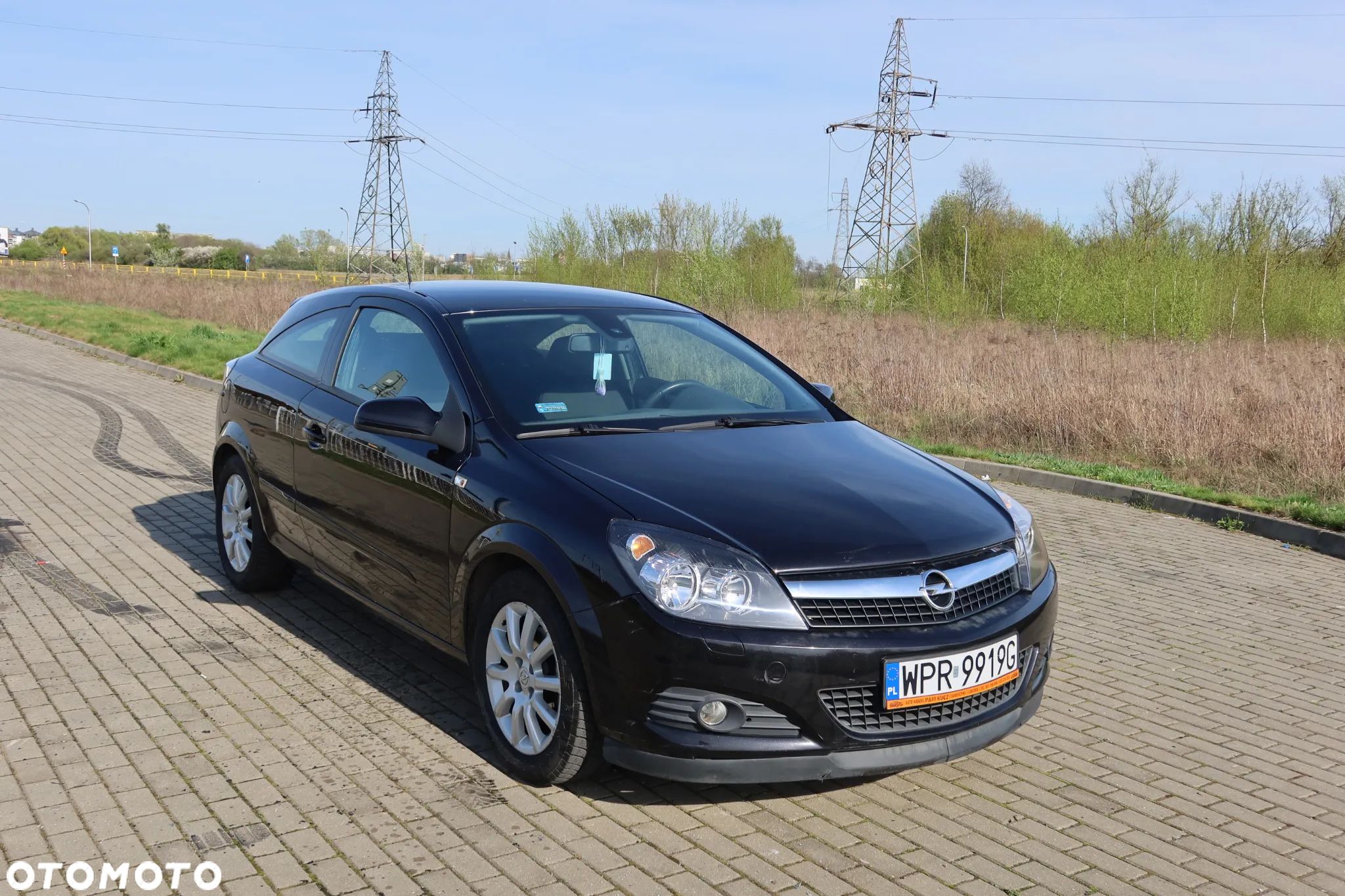 Opel Astra GTC 1.6 - 1