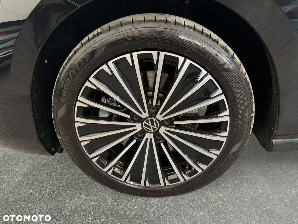 Volkswagen Passat Variant - 11
